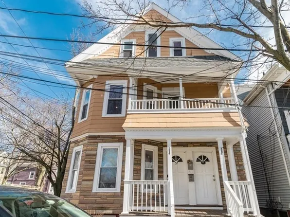 55-55 Grove St #57, Somerville, MA 02144