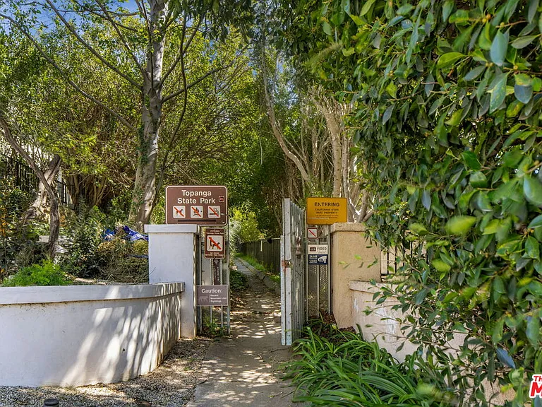 1336 Bienveneda Ave — Photo 55
