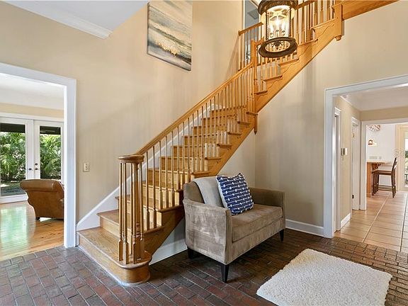 3rd image of 2915 1/2 W Bayshore Ct