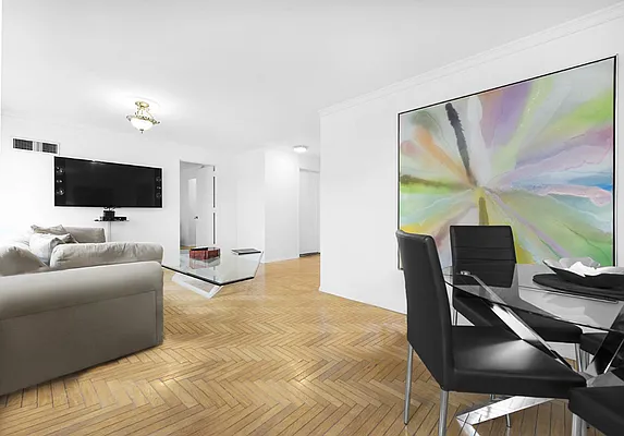 Sold by Martini Real Estate | media 23