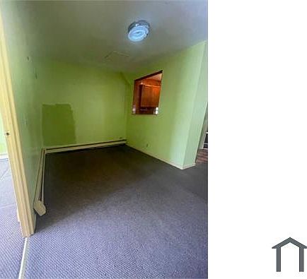 5th image of 10025 93rd Ave #1
