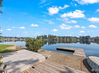 51 Lagoon Ln N, Lakewood, WA