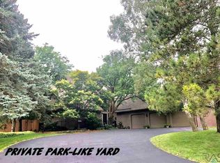 6 E Twin Oaks Est, Sioux Falls, SD 57105