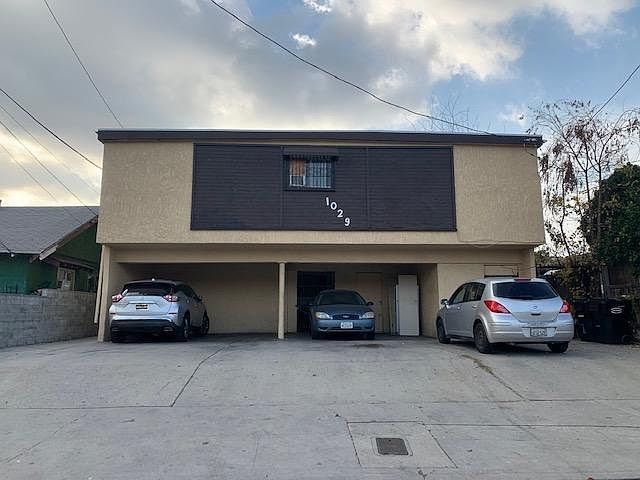 1st image of 1029 S Record Ave #4
