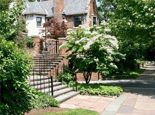 9 Mayfair Ln, Buffalo, NY