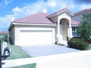 7976 SW 164th Pl, Miami, FL 33193