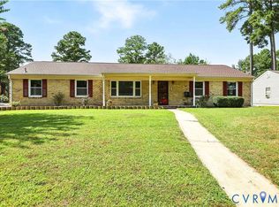 100 Red Fox Rd, Colonial Heights, VA 23834