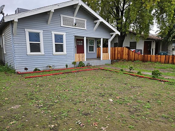 3rd image of 129 S C Street