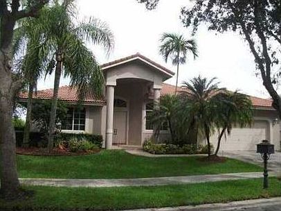 1st image of 2653 Oakbrook Dr