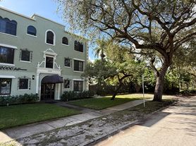 2000 Jefferson St