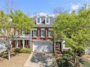 12504 Wexcroft Ln, Alpharetta, GA 30009