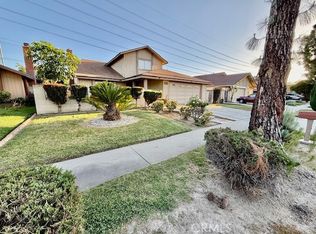 1822 W Moore Ave, Santa Ana, CA 92704