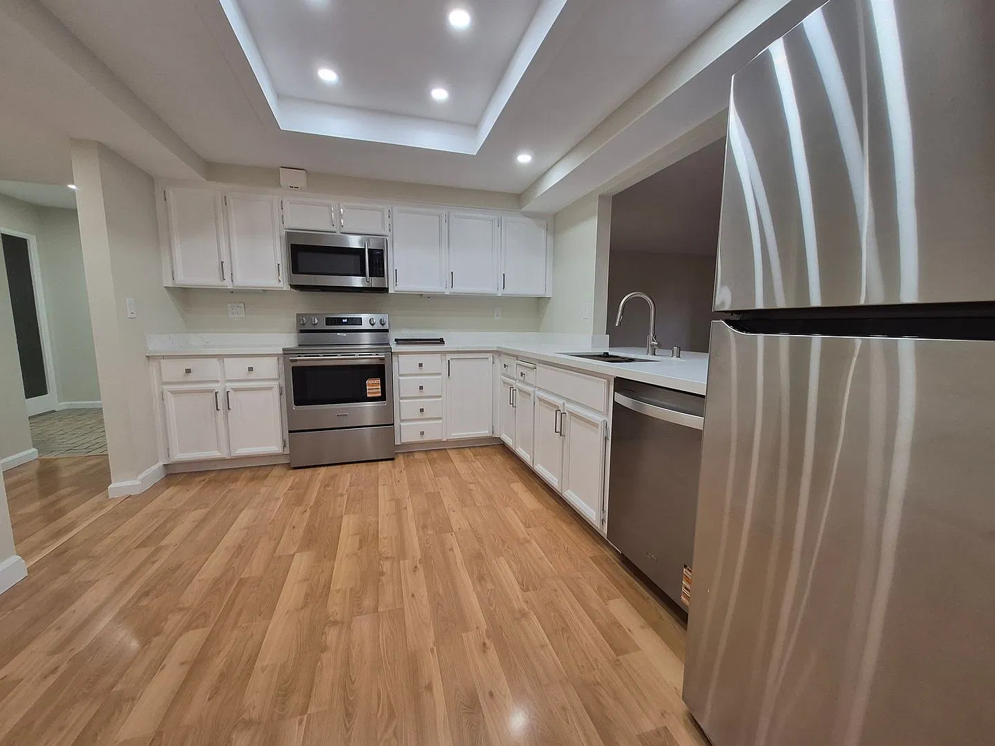 Updated 2 BR | 2 BA Barron Park Condo — Photo 2
