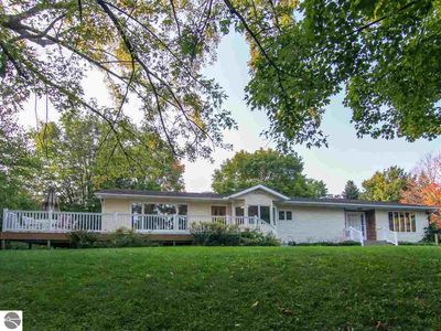 8175 Main St, Bear Lake, MI, 49614