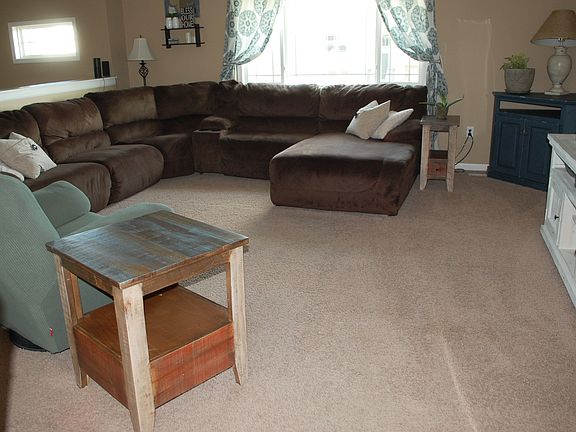 4th image of 216 Tailfeather Dr NW