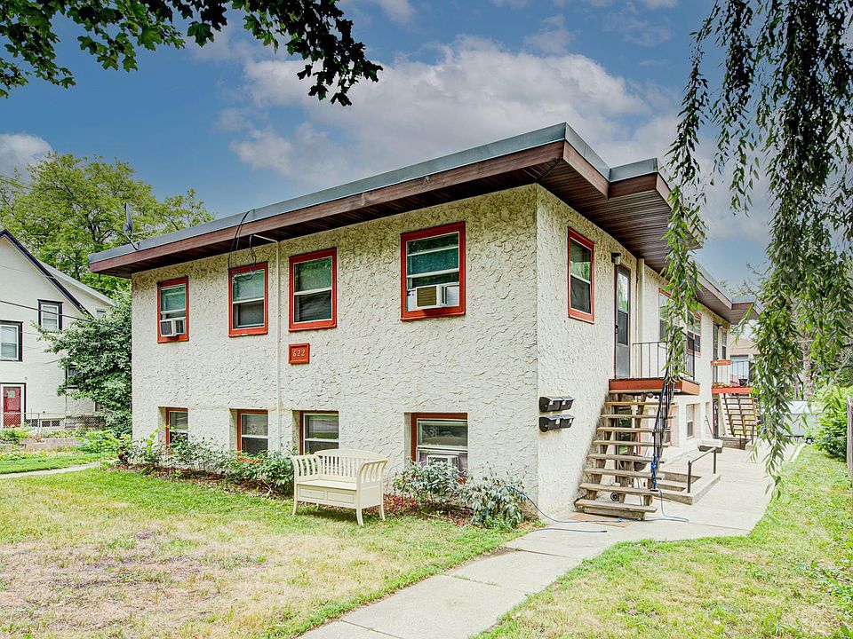 1st image of 622 Hyacinth Ave E #1