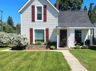 717 E Garfield St, Cadillac, MI 49601