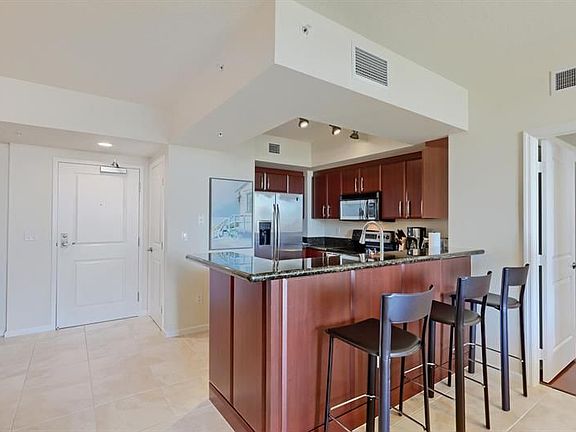 5th image of 403 S Sapodilla Ave APT 609