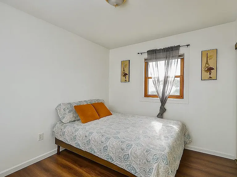 3844 Robinhood Ln — Photo 15