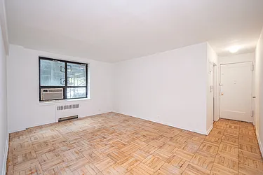 Living room thumbnail