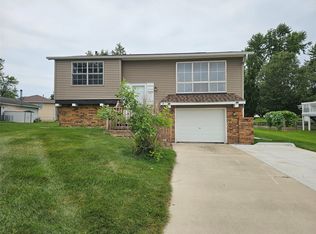 2103 Maple Blvd, Marshalltown, IA 50158