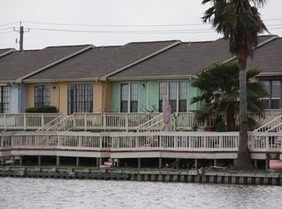 10227 Schaper Dr, Galveston, TX 77554