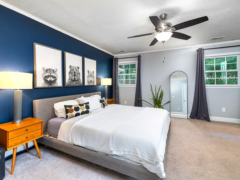 909 Club Ln — Photo 9