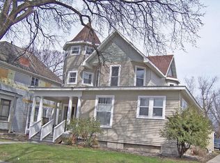 409 S 5th St APT 2, Grand Forks, ND 58201