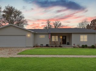 309 N Adams St, Fithian, IL 61844