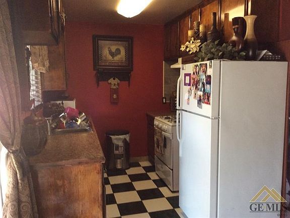 3rd image of 2520 Valorie Ave