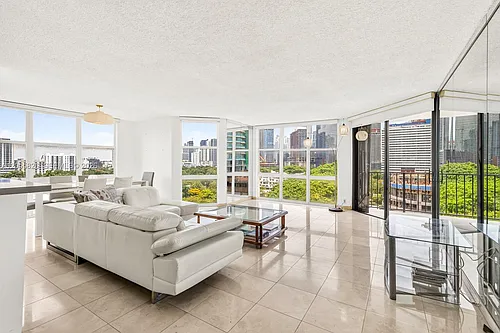 1901 Brickell Ave Photo 1 1901 Brickell Ave Photo 1