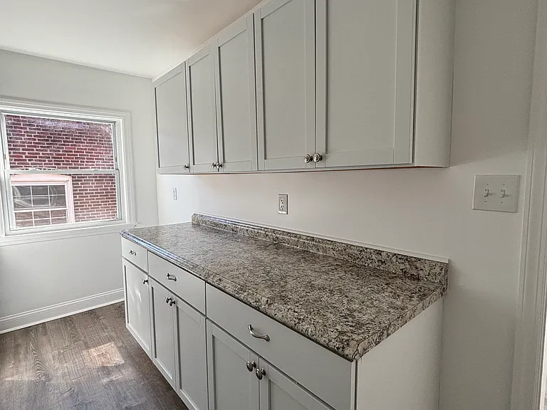 1405 Saint Elizabeth St — Photo 9