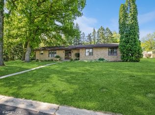 165 Duchess Ln, Hampshire, IL