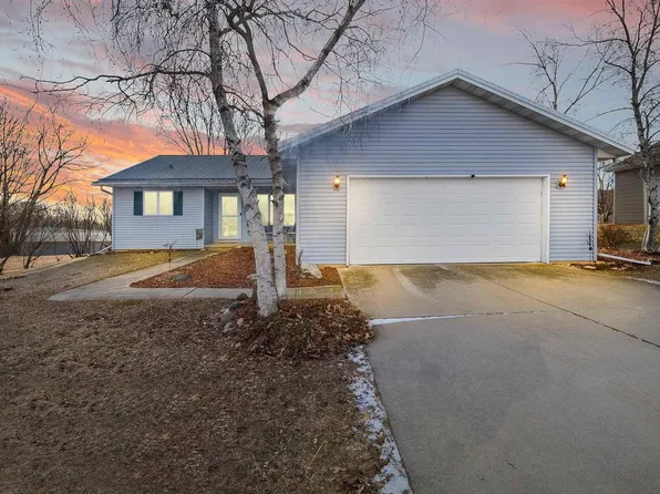 210 Forest Street, Fox Lake, WI 53933