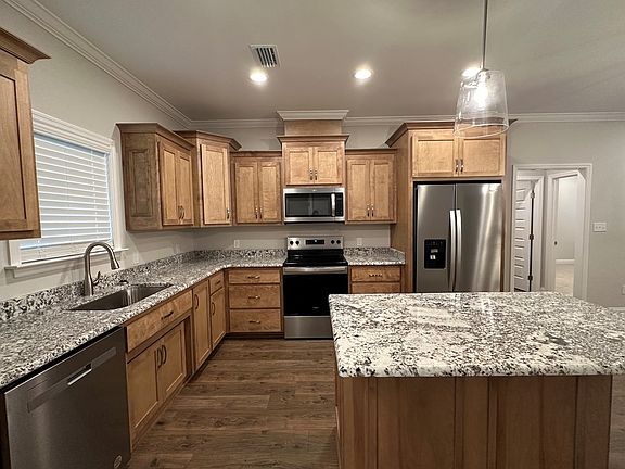3rd image of 503 Weaver St