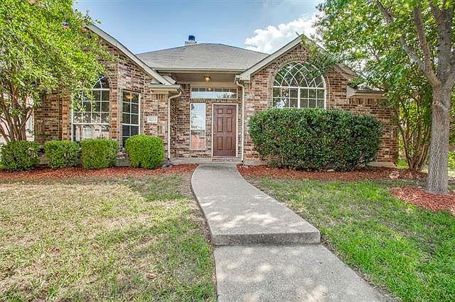 1st image of 3213 Cool Springs Cir