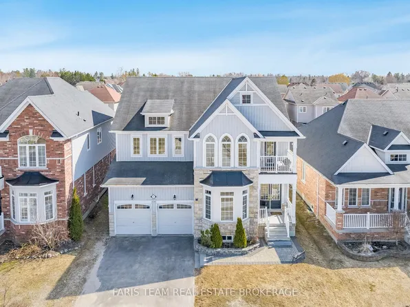 111 Latimer Ave, Essa, ON L3W 0N1