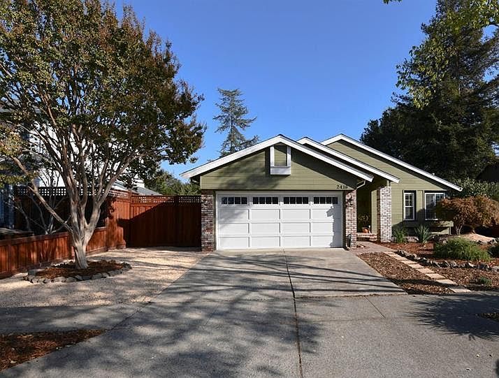 1st image of 2416 Shoreline Dr