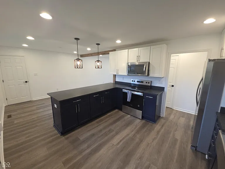 10735 Vali Dr — Photo 7