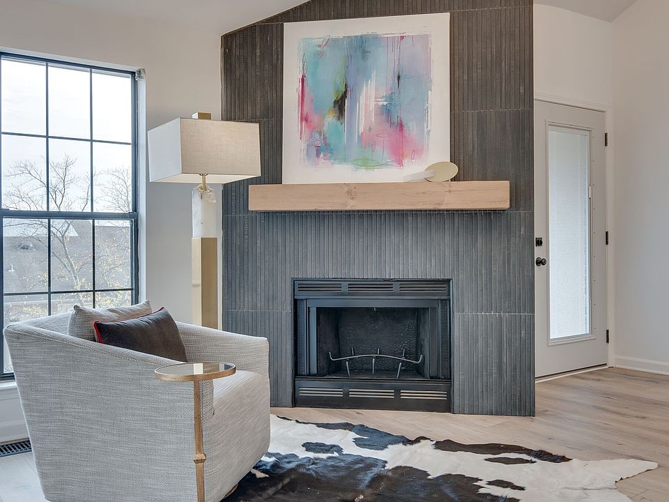 1st image of 102 Villa View Ct