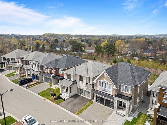 3rd image of 99 Black Walnut Ct