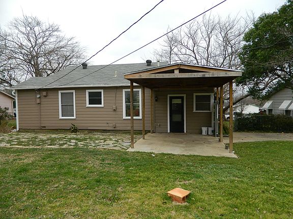 2nd image of 5021 Doyle St