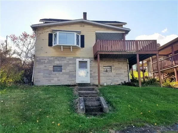 128 Eleanor St, Langeloth, PA 15054