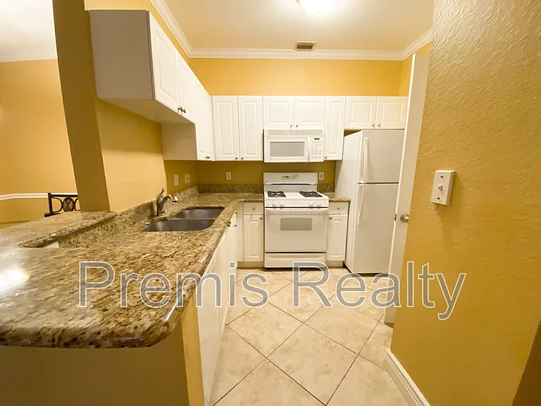 2755 Via Capri #1211 — Photo 6