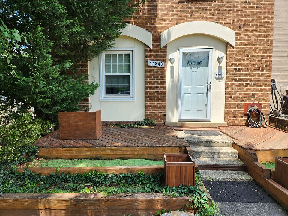 1st image of 14848 Bodley Sq