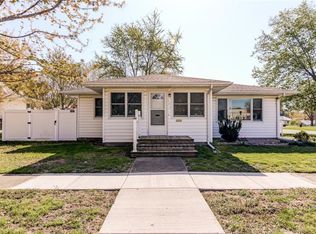 102 N Oak St, Assumption, IL 62510