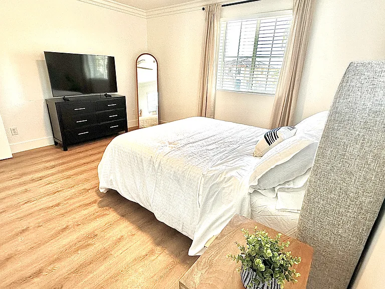 6861 Earp Way — Photo 25