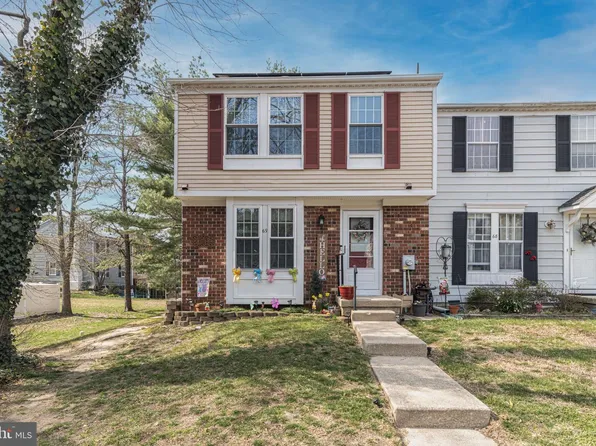 69 Dorchester Cir, Marlton, NJ 08053