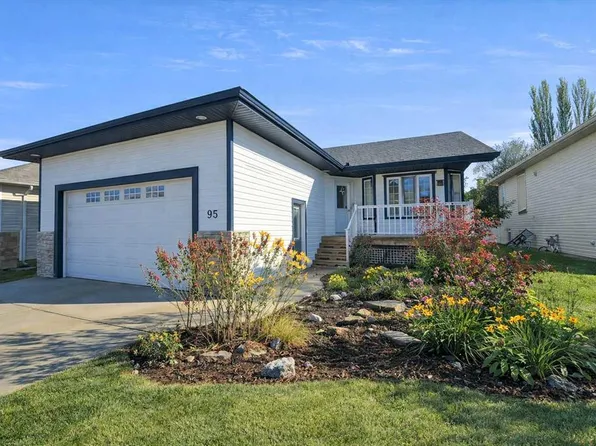 95 W Cambridge Glen Dr, Strathmore, AB T1P 1W1