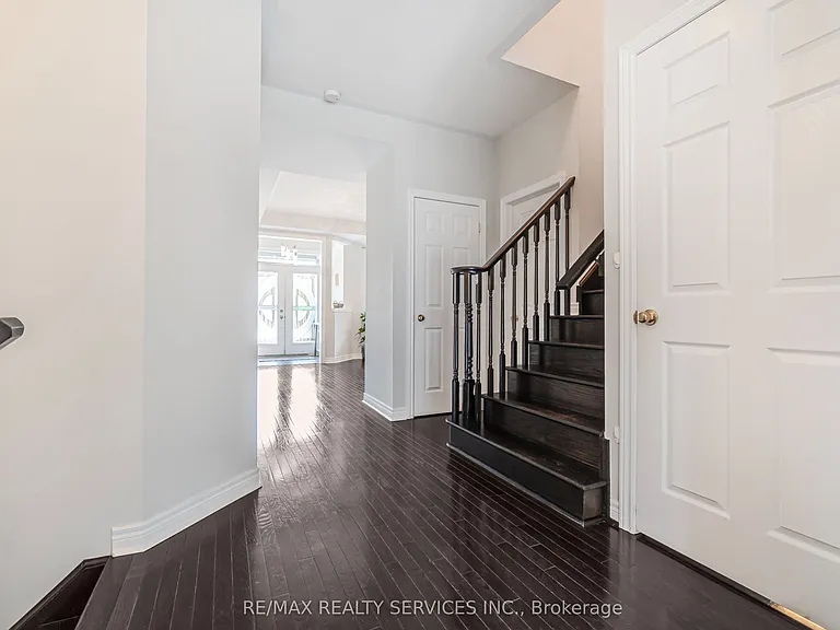 406 Cedar Hedge Rd — Photo 5